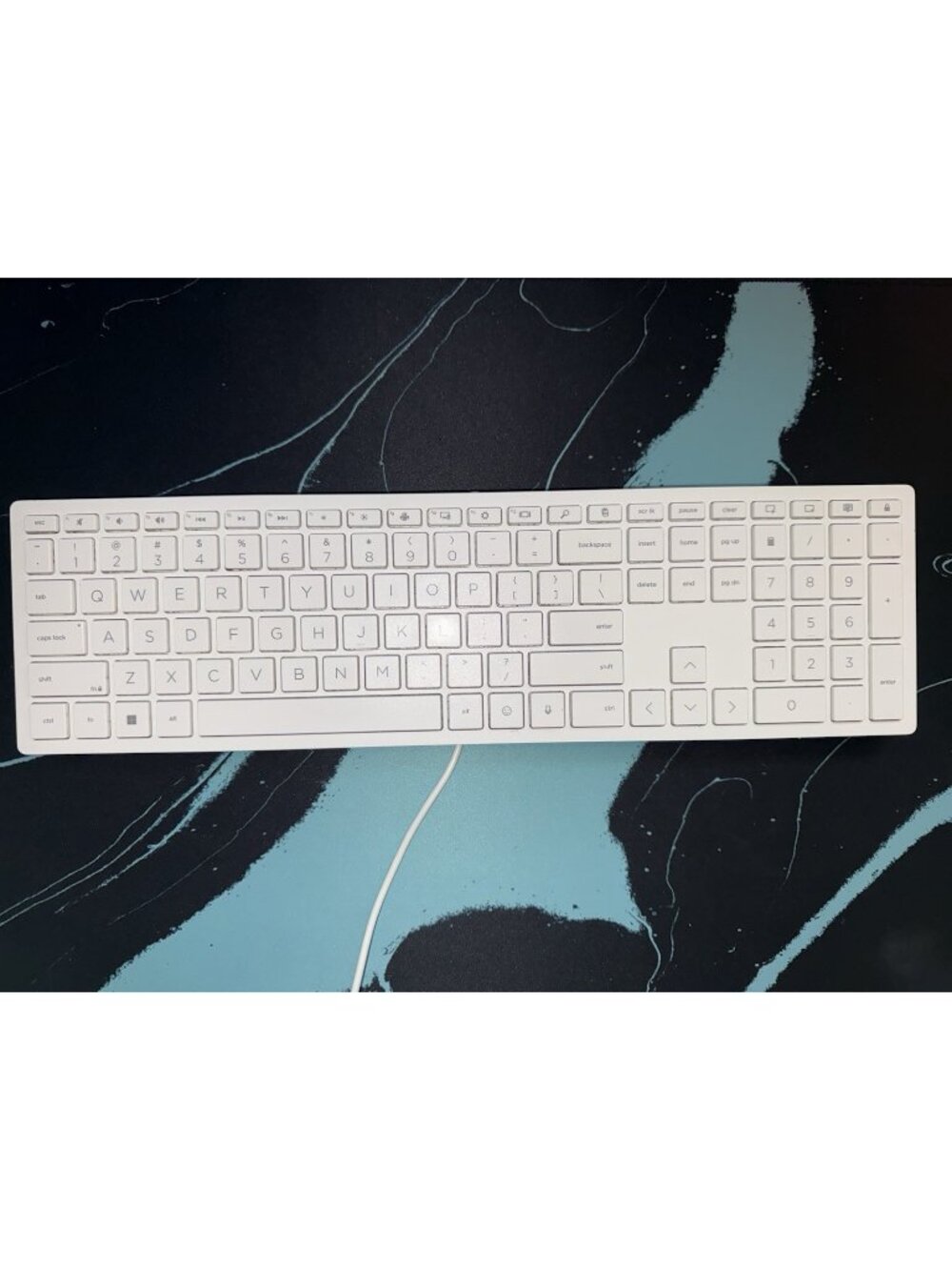 HP All In One PC ***KEYBOARD ONLY, USED***